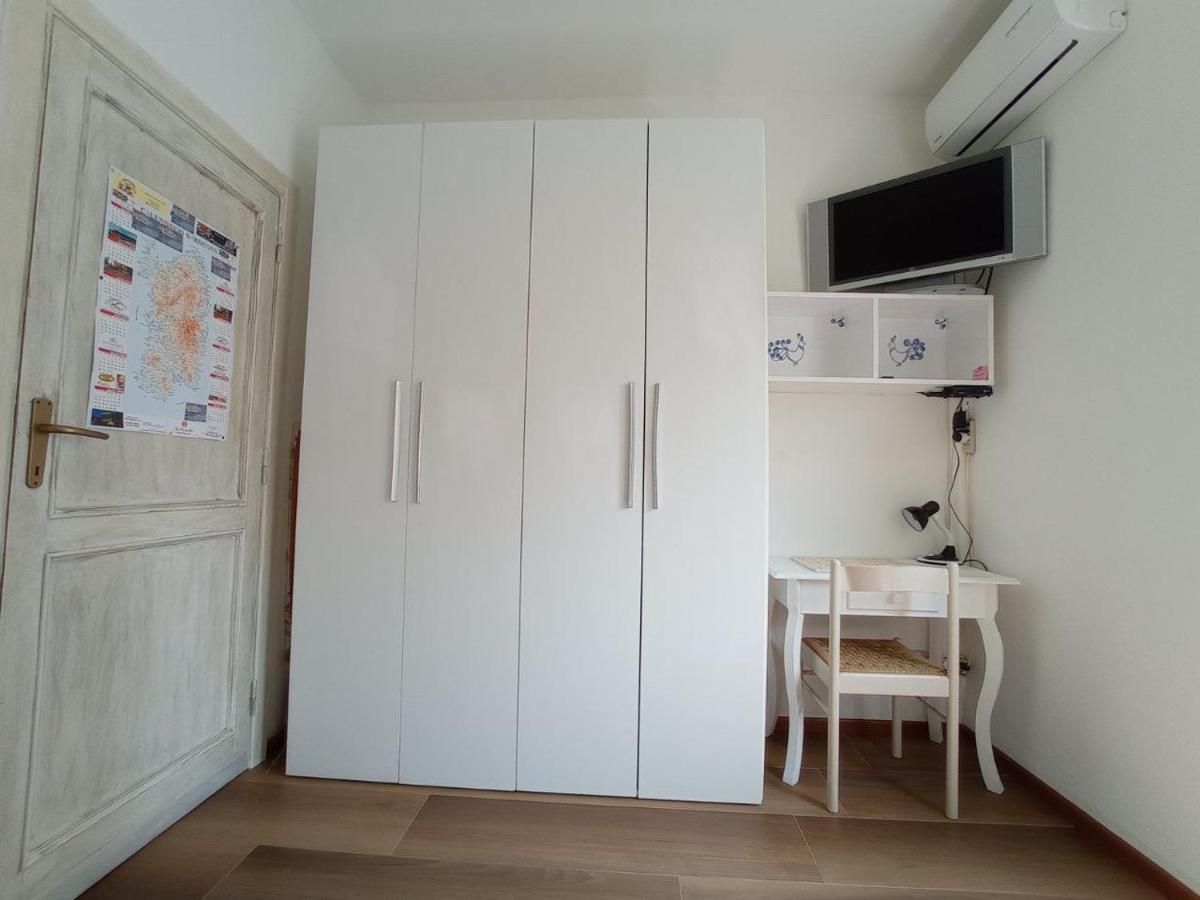 La Pervinca Bed & Breakfast อาลเกโร ภายนอก รูปภาพ